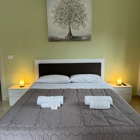 Apartment Rua Formaggi Palermo Bagian luar foto