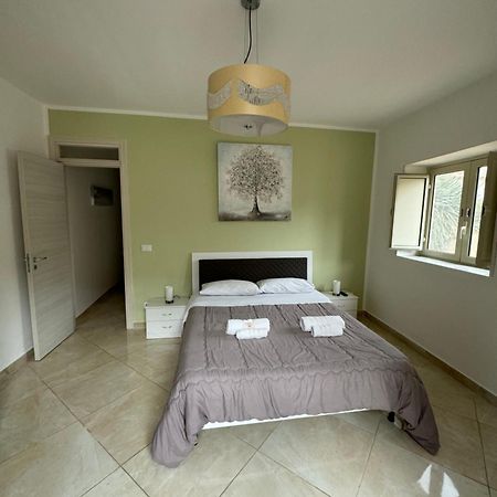 Apartment Rua Formaggi Palermo Bagian luar foto