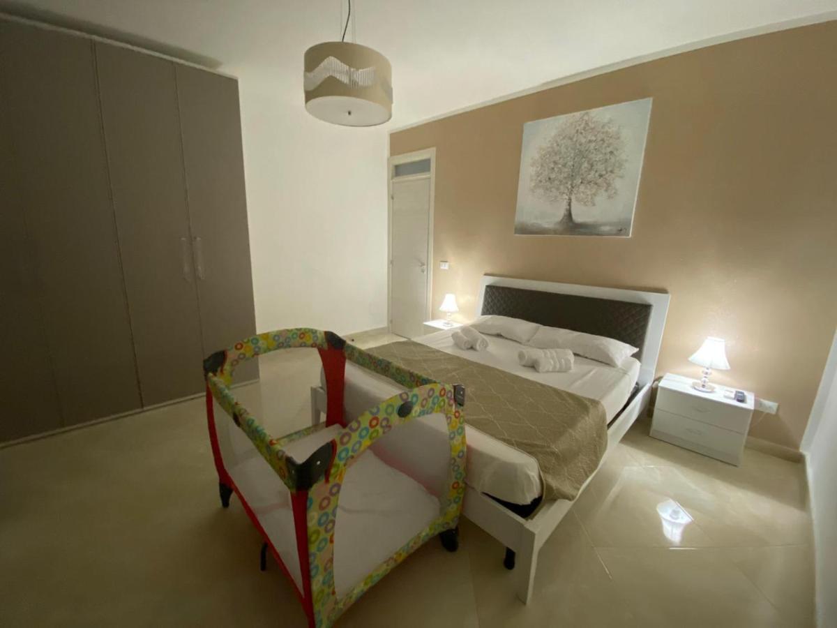 Apartment Rua Formaggi Palermo Bagian luar foto